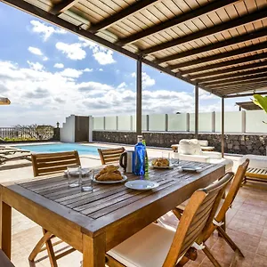 22 Villa Puerto del Carmen (Lanzarote)